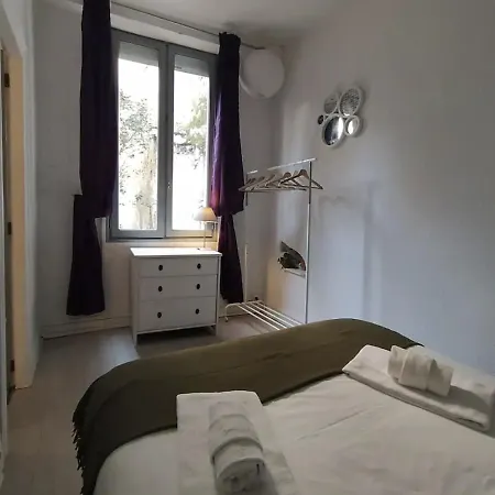 Sainte Cath 1-bat Apartment